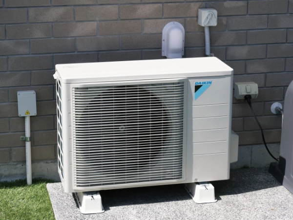 Air source heat pump unit